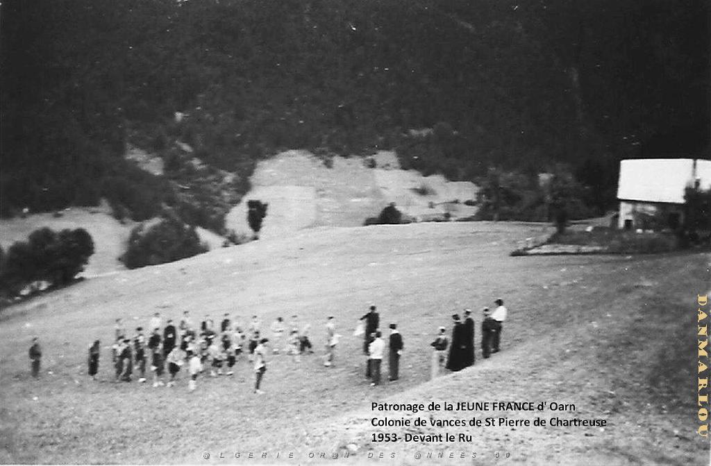 COLO JEUNE FRANCE 1953 devant le Ru 5.jpg